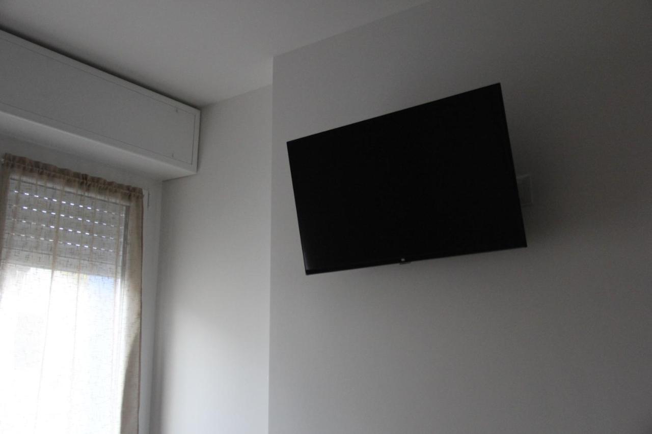 New Apartment Close To The Cinque Terre La Spezia Bagian luar foto